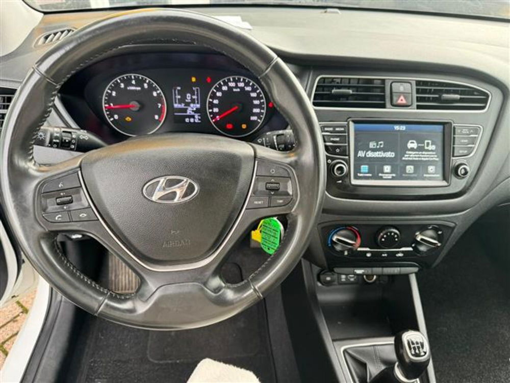 Hyundai i20 usata a Livorno (11)