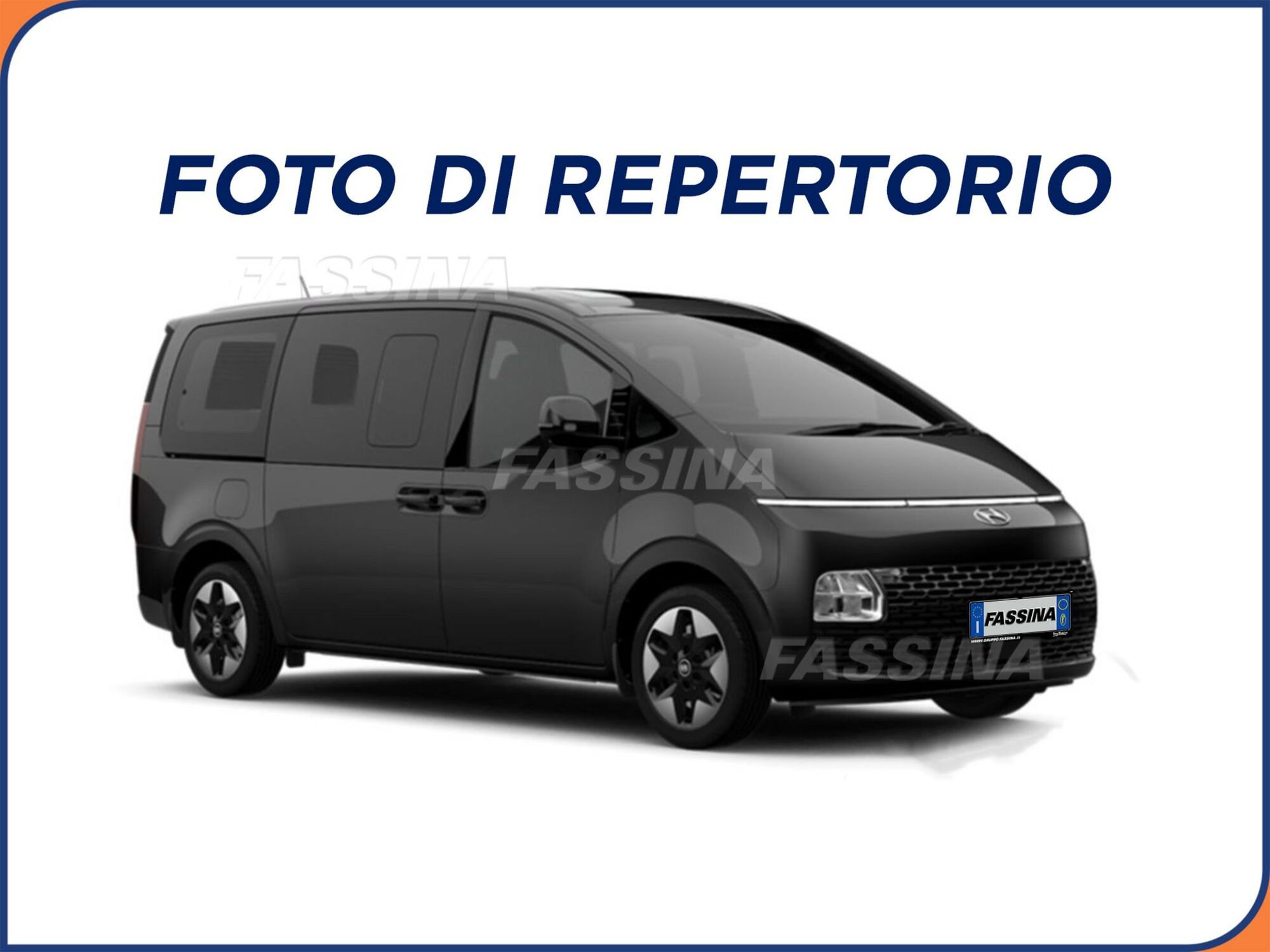 Hyundai Staria 2.2 2wd nuova a Milano