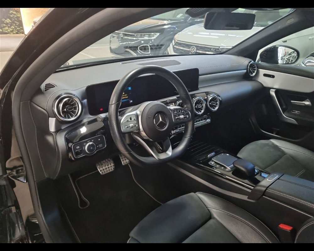 Mercedes-Benz Classe A 180 d Digital Edition auto del 2021 usata a Prato (3)