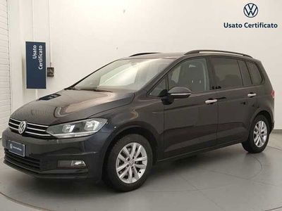 Volkswagen Touran 1.6 TDI 115 CV SCR DSG Business BlueMotion Technology  del 2019 usata a Busto Arsizio