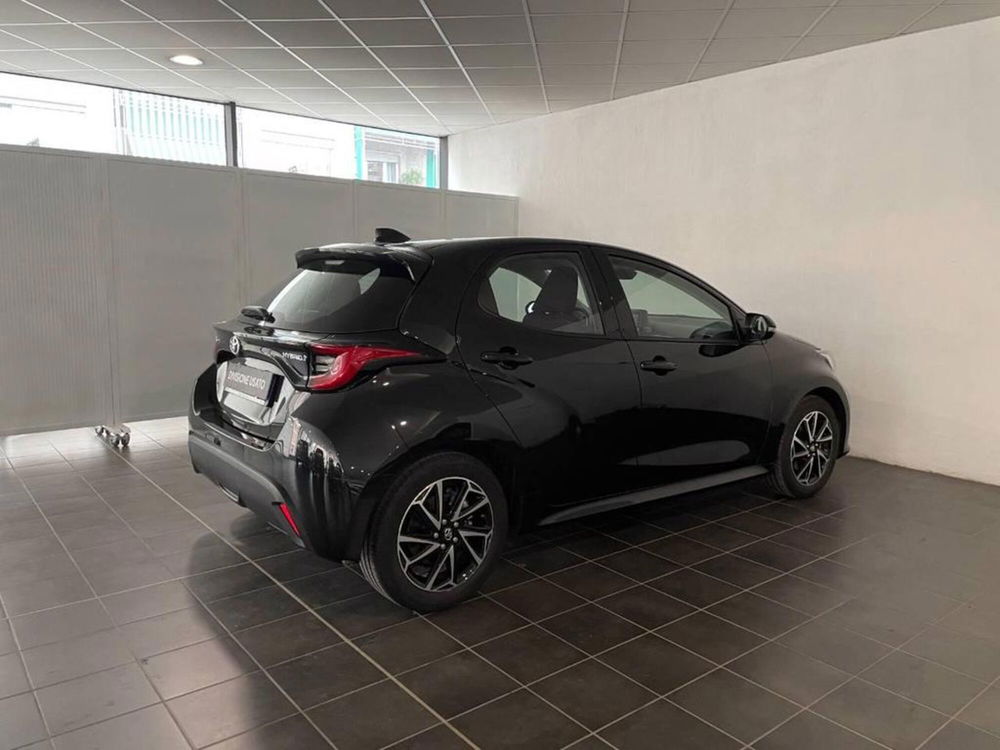 Toyota Yaris Cross 1.5h GR Sport Black Sky fwd 116cv e-cvt del 2022 usata a Torino (3)