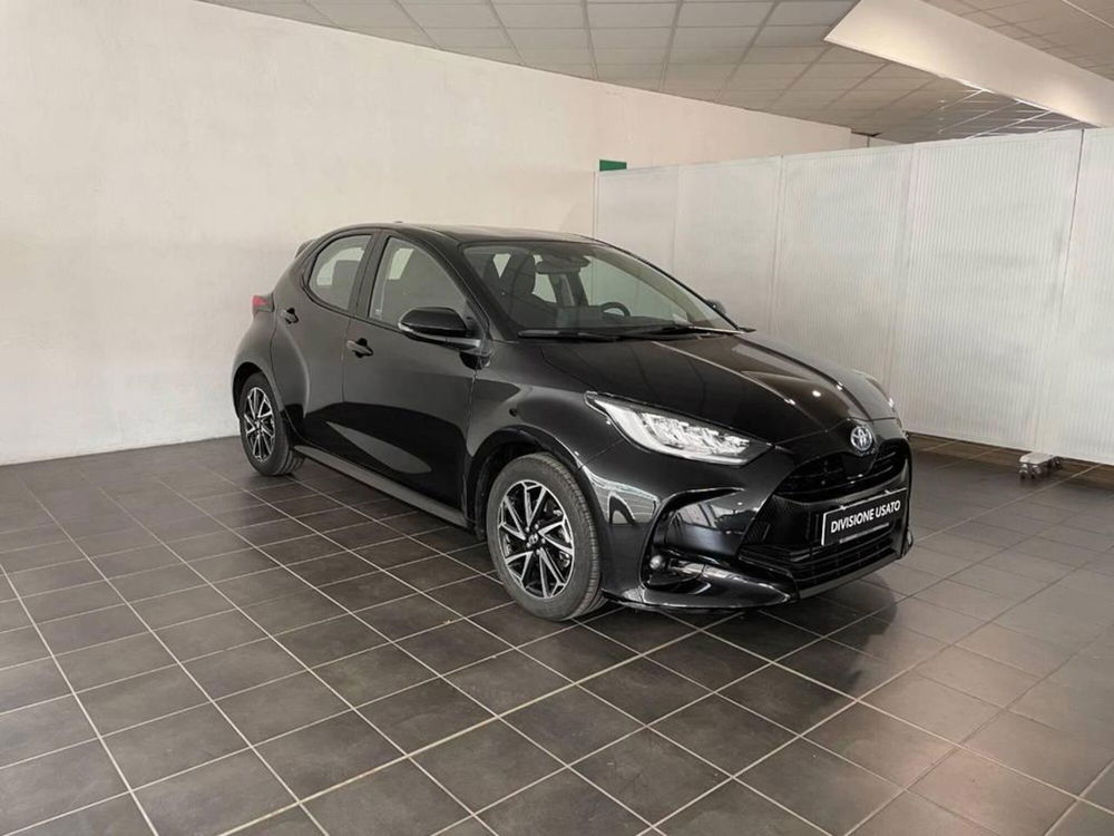 Toyota Yaris Cross 1.5h GR Sport Black Sky fwd 116cv e-cvt del 2022 usata a Torino (4)