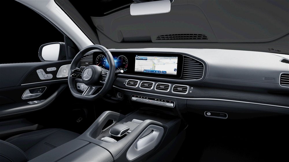 Mercedes-Benz GLE suv 350 de 4Matic Plug-in hybrid AMG Line Premium nuova a Monza (5)
