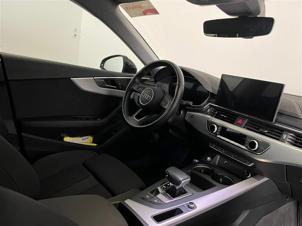Audi A5 Sportback 35 TDI S tronic S line edition  del 2022 usata a Martina Franca (5)
