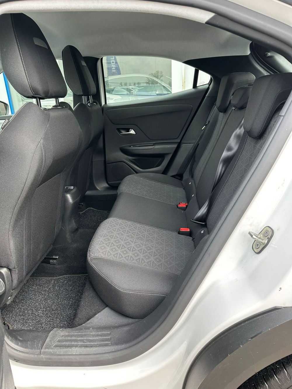 Opel Mokka usata a Cremona (9)