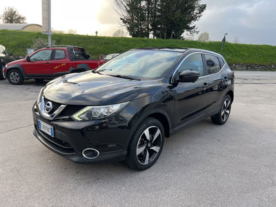 Nissan Qashqai 1.5 dCi Tekna  del 2017 usata a Lucca