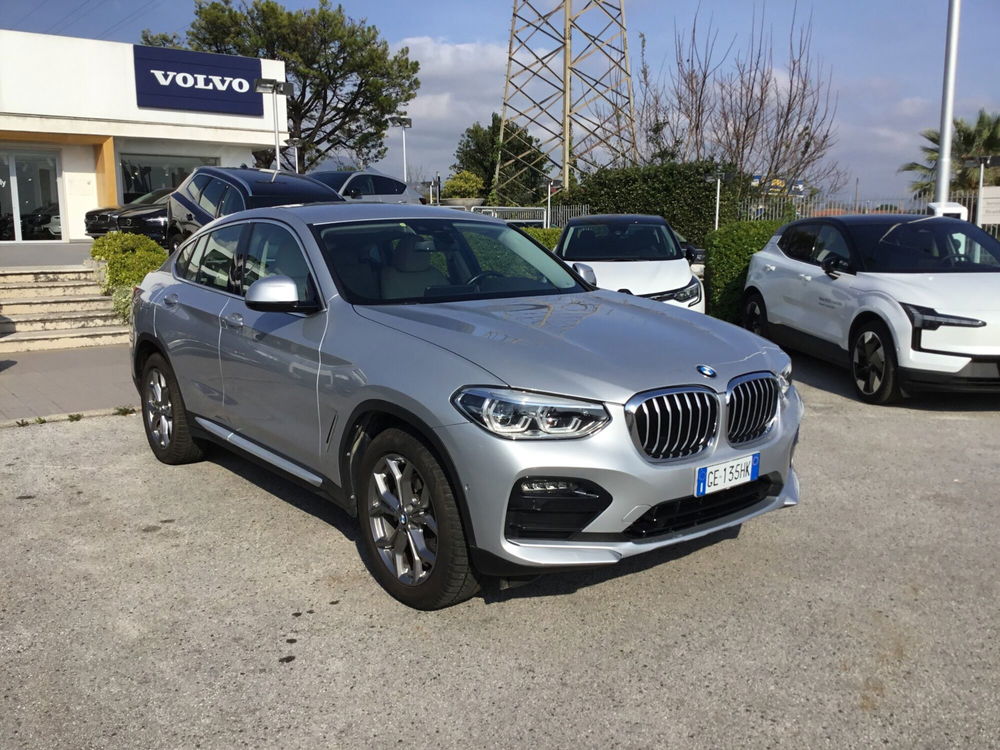 BMW X4 xDrive20d 48V xLine del 2021 usata a Napoli (3)