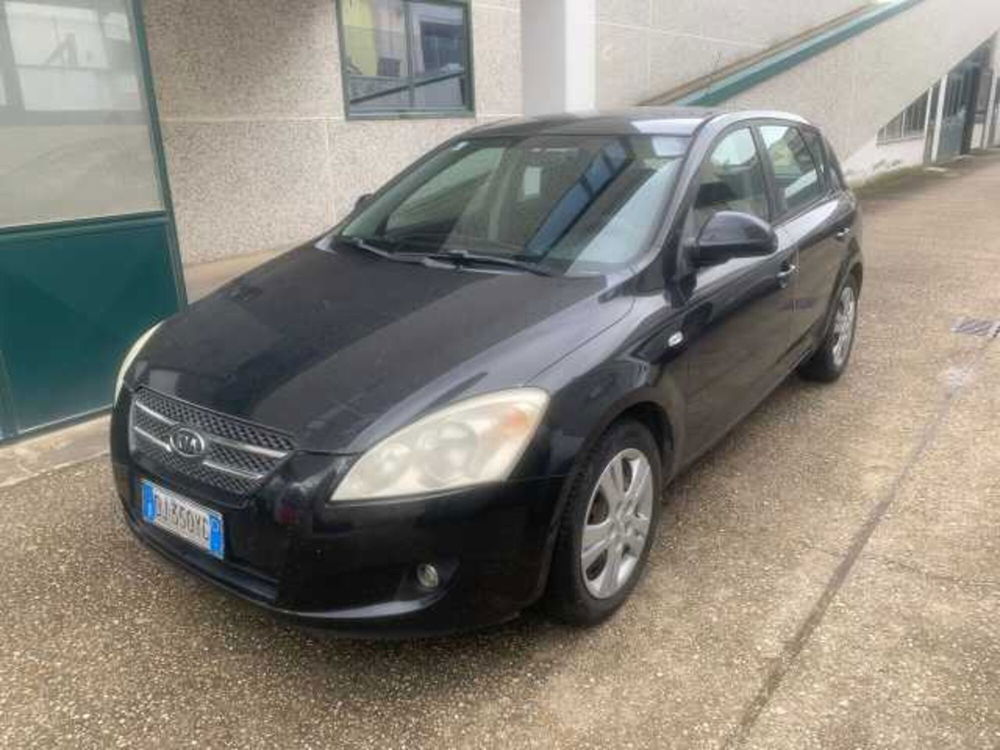 Kia cee'd 1.6 CRDi VGT 115CV 5p. EX  del 2007 usata a Bracciano (3)