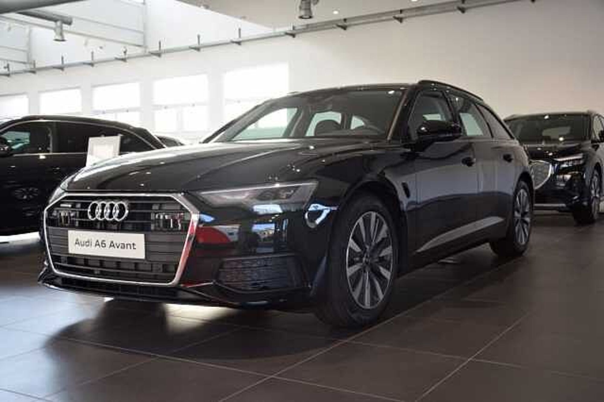 Audi A6 Avant 40 2.0 TDI quattro ultra S tronic Business  del 2023 usata a Varese