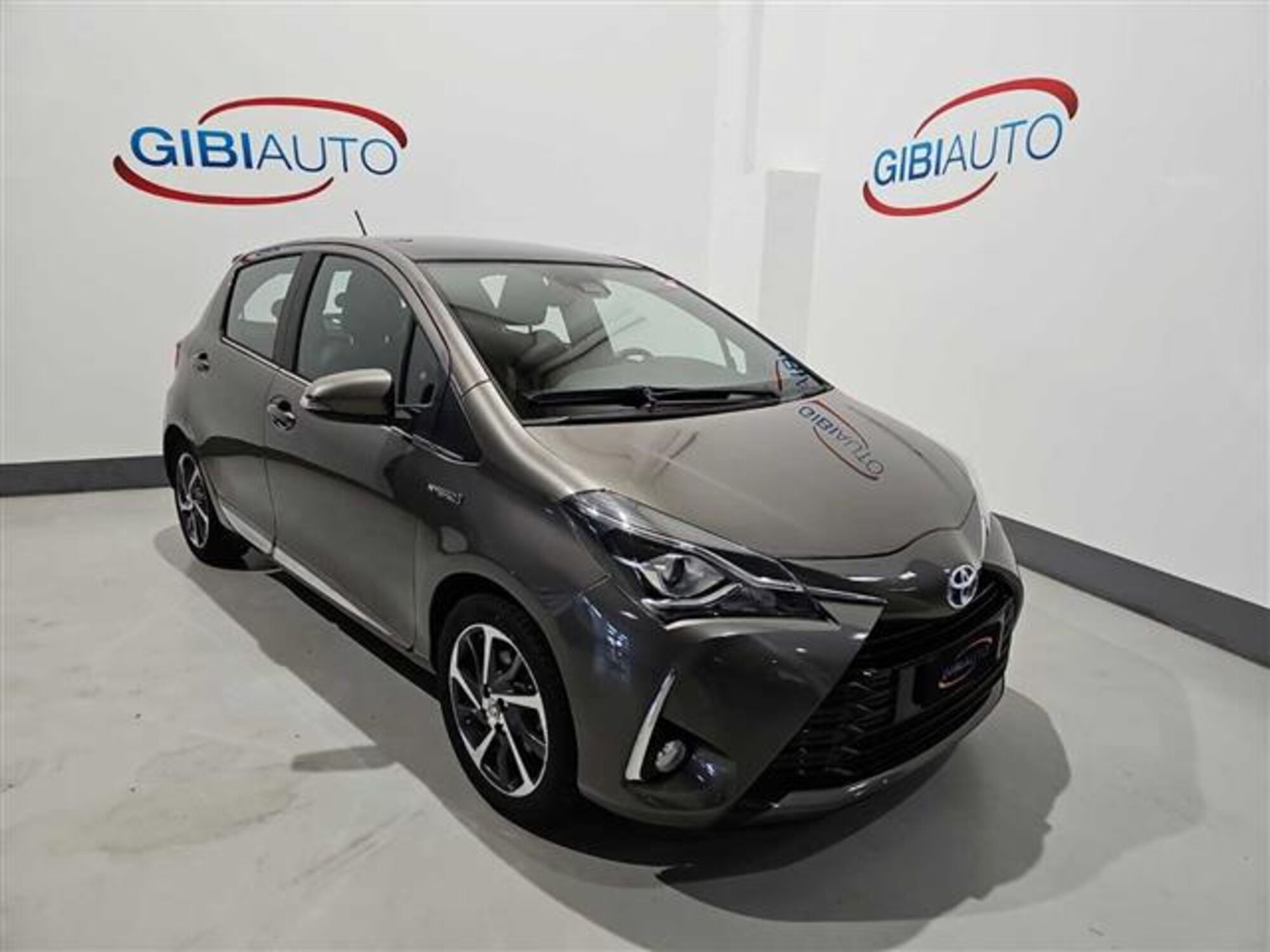 Toyota Yaris 1.5 Hybrid 5 porte Style  del 2017 usata a Palermo