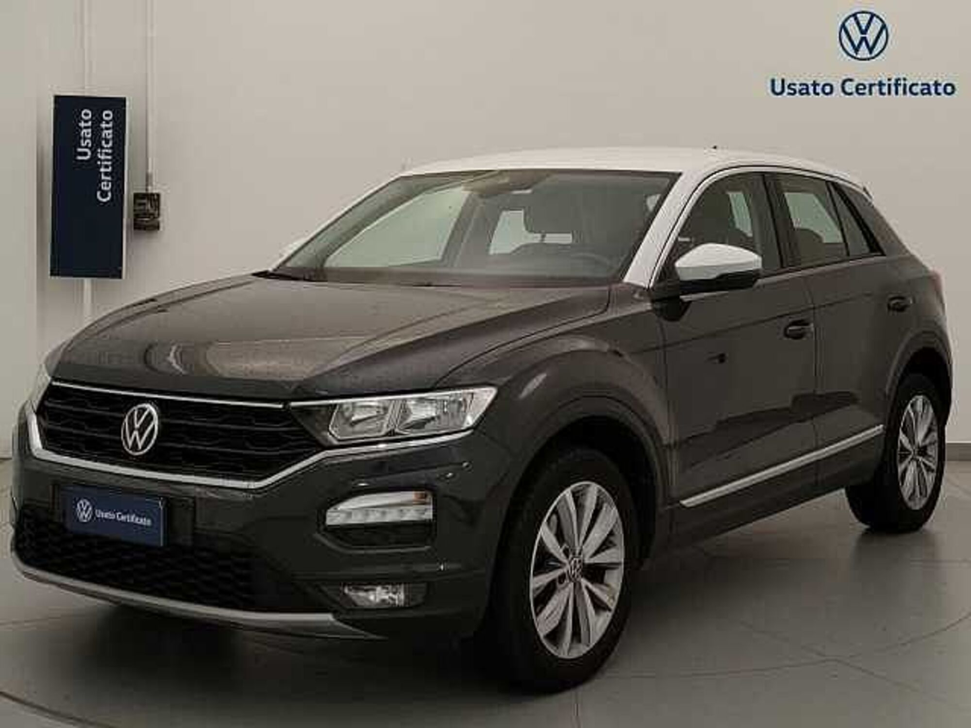 Volkswagen T-Roc 1.0 TSI Style del 2021 usata a Busto Arsizio