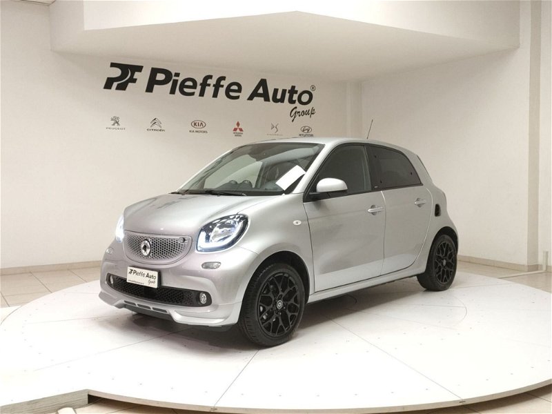 smart forfour forfour 90 0.9 Turbo twinamic Passion my 15 del 2019 usata a L'Aquila