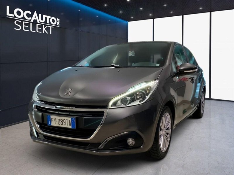 Peugeot 208 82 Stop&Start 5 porte Active  del 2019 usata a Torino