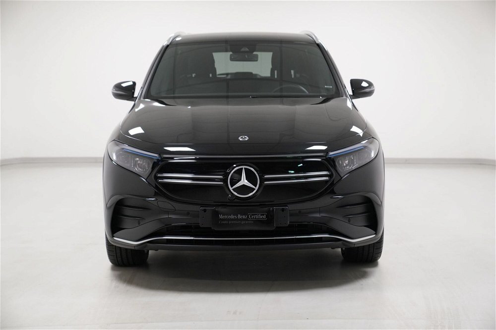 Mercedes-Benz EQA 250+ AMG Line Premium del 2023 usata a Milano (5)