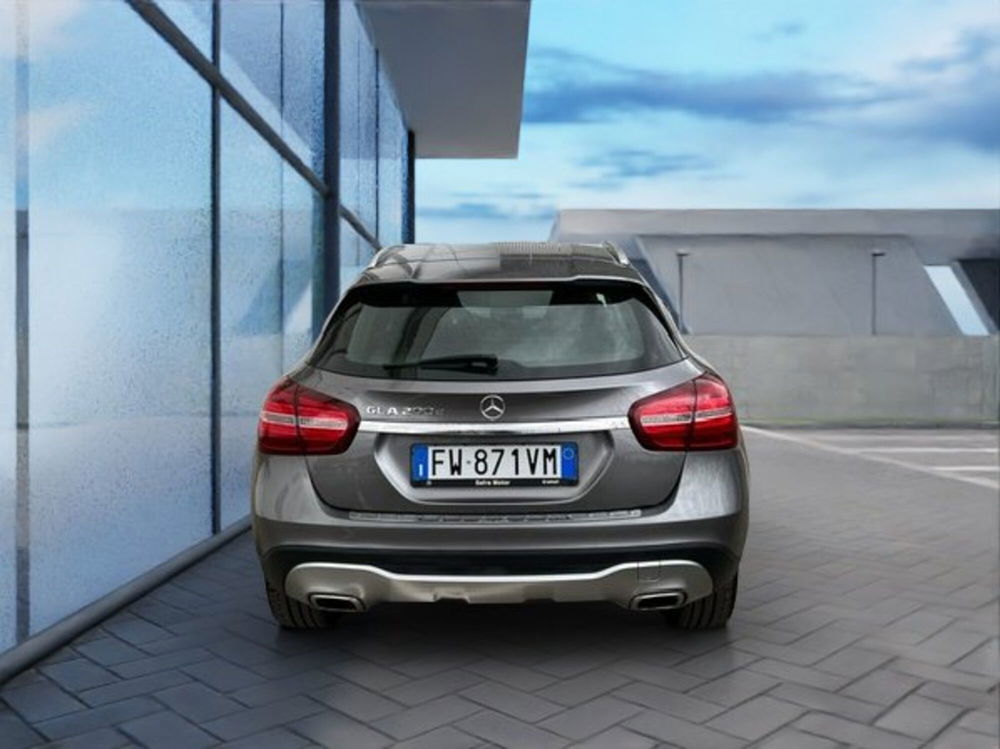 Mercedes-Benz GLA SUV usata a Cosenza (4)