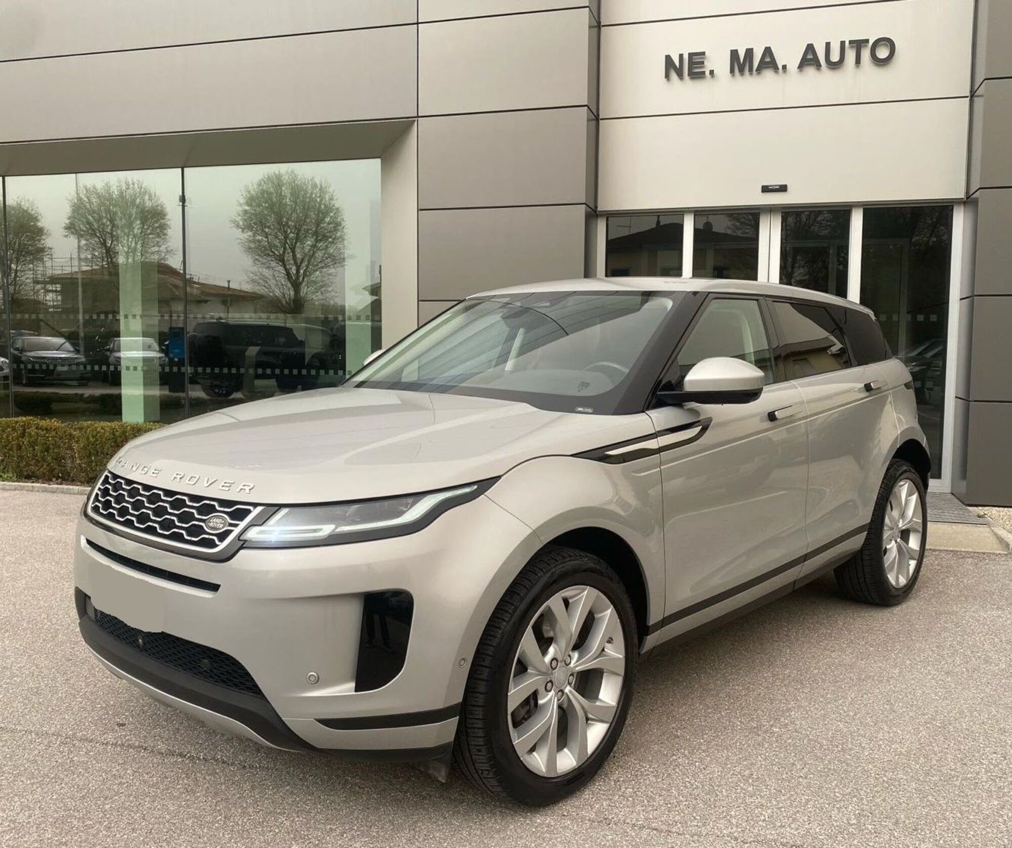 Land Rover Range Rover Evoque 2.0D I4 163 CV AWD Auto SE  del 2021 usata a Pontedera