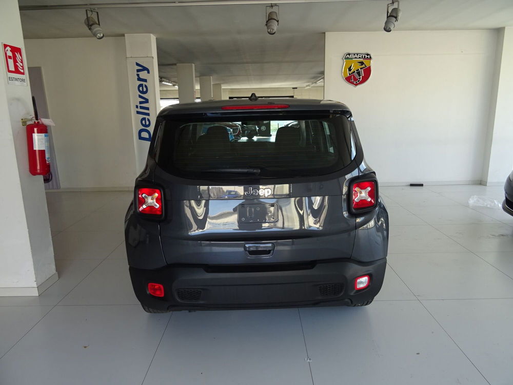 Jeep Renegade 1.6 Mjt 130 CV Longitude  nuova a Lucca (3)