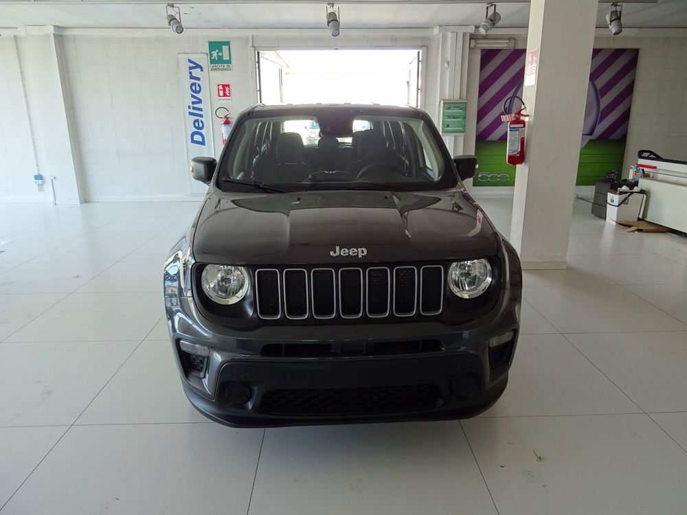 Jeep Renegade nuova a Lucca (7)