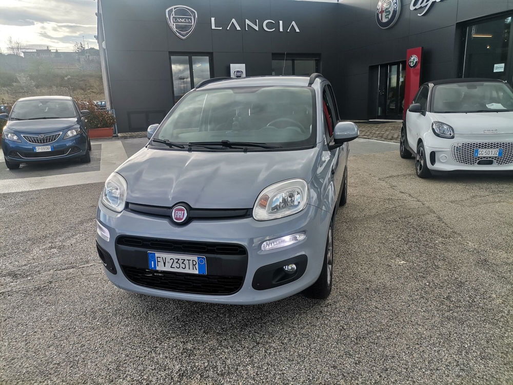 Fiat Panda 0.9 TwinAir Turbo Natural Power Lounge  del 2019 usata a Matera (2)