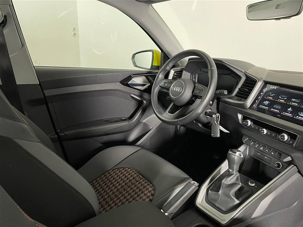 Audi A1 citycarver 30 TFSI Admired  del 2021 usata a Martina Franca (5)