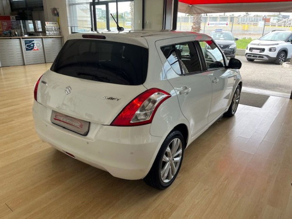 Suzuki Swift usata a Bari (9)