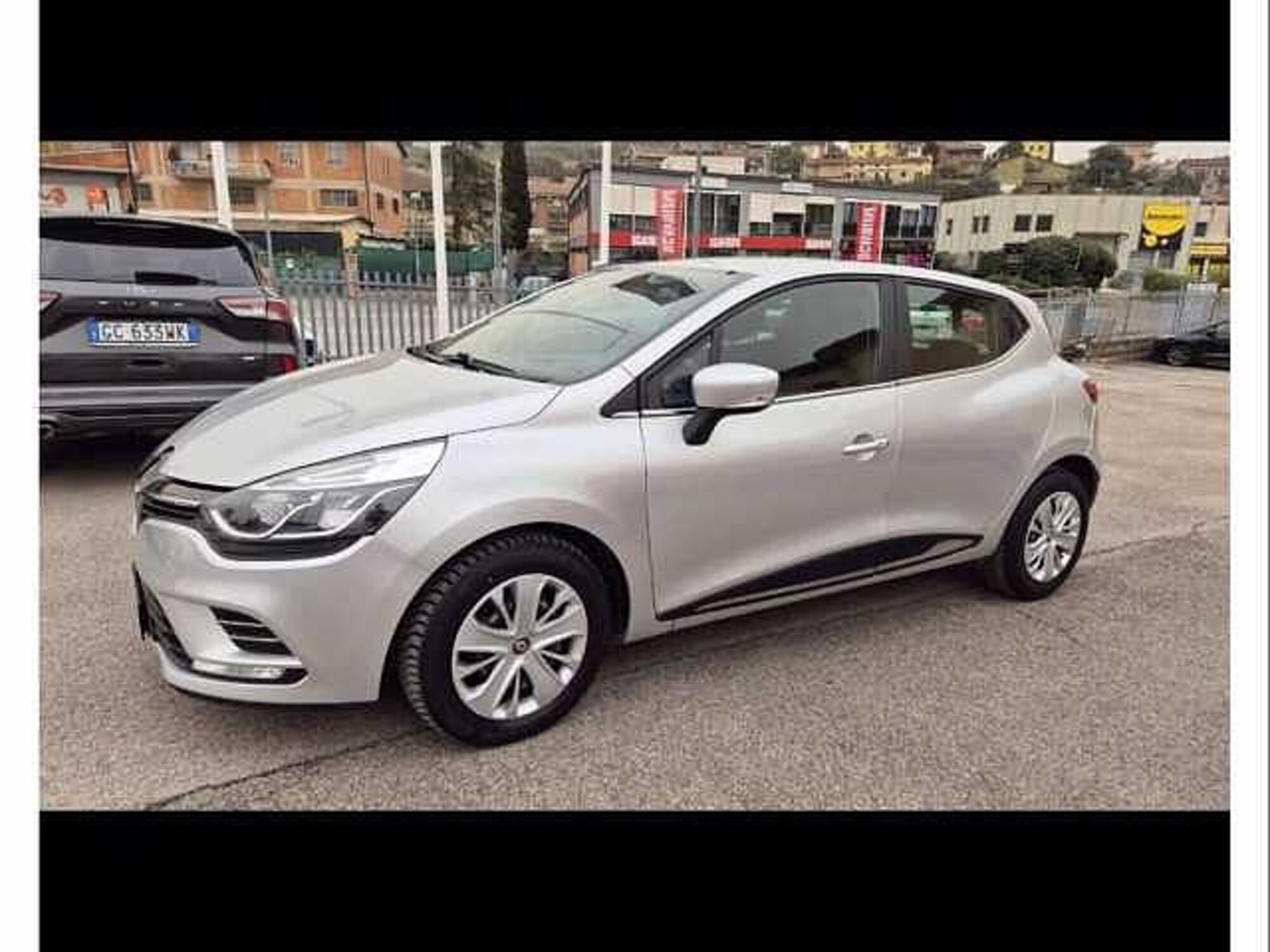 Renault Clio dCi 8V 75CV Start&amp;Stop 5 porte Energy Life  del 2016 usata a Gualdo Tadino