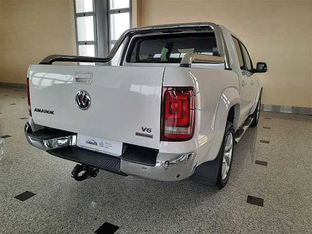 Volkswagen Veicoli Commerciali Amarok 3.0 V6 TDI 258CV 4MOT. BMT perm. aut.  D.C. Aventura  del 2018 usata a Sassari (2)