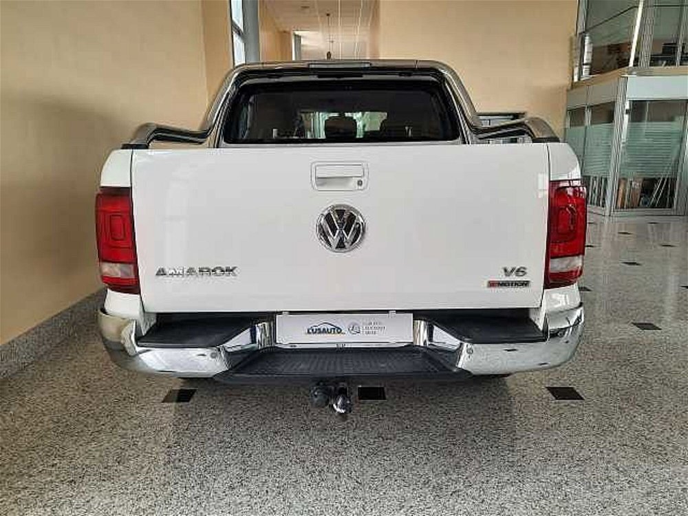 Volkswagen Veicoli Commerciali Amarok 3.0 V6 TDI 258CV 4MOT. BMT perm. aut.  D.C. Aventura  del 2018 usata a Sassari (3)