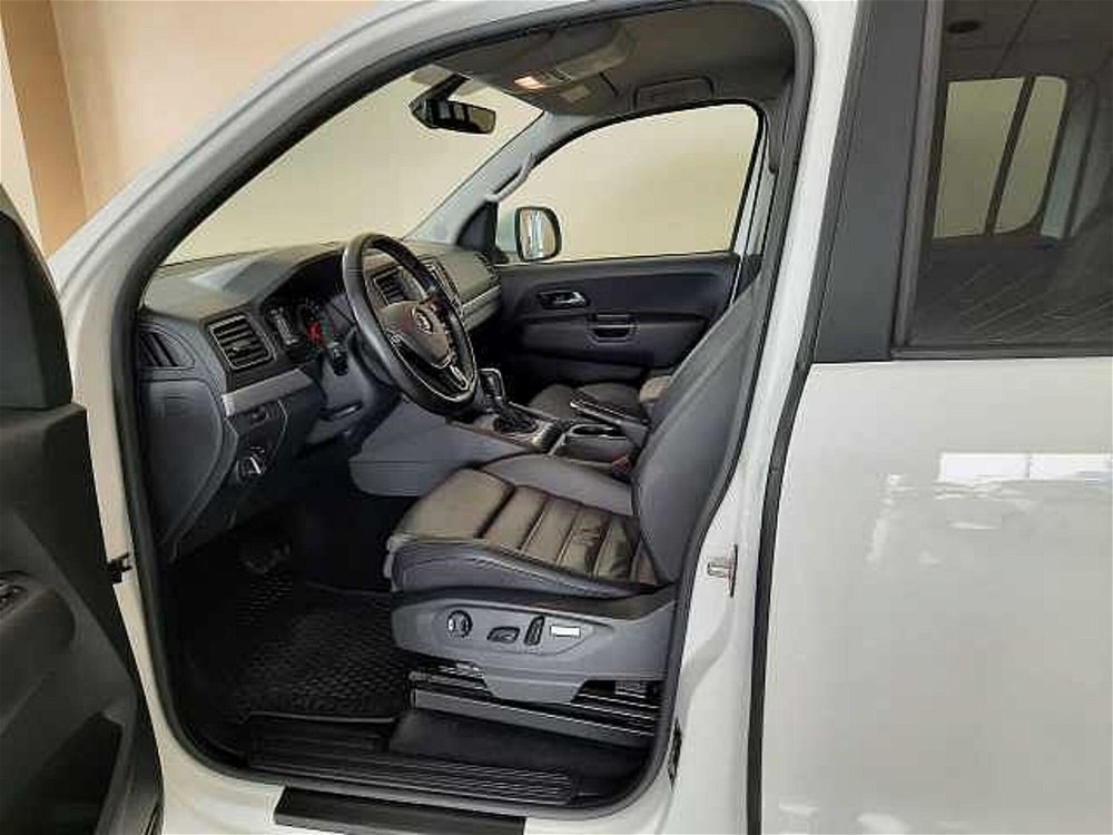 Volkswagen Veicoli Commerciali Amarok 3.0 V6 TDI 258CV 4MOT. BMT perm. aut.  D.C. Aventura  del 2018 usata a Sassari (5)