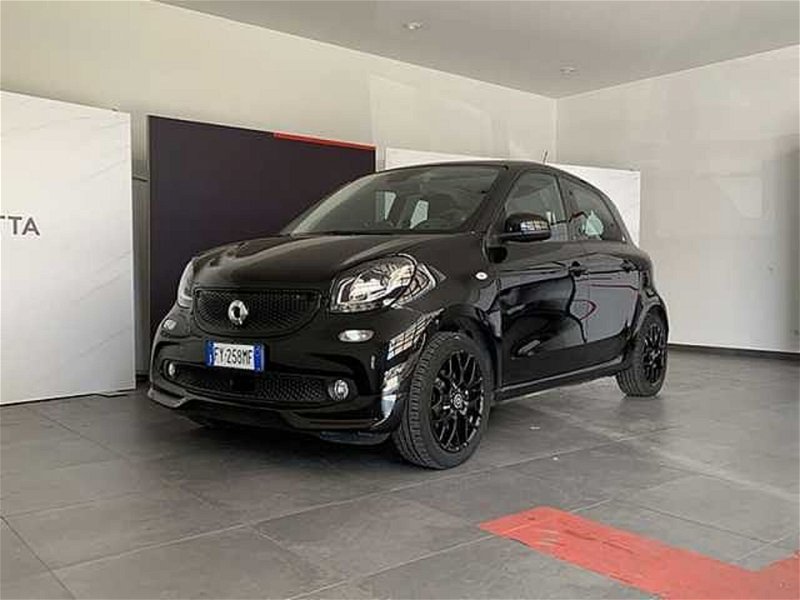 smart forfour forfour 90 0.9 Turbo twinamic Passion  del 2019 usata a Rende