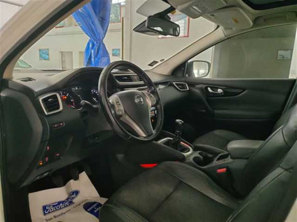 Nissan Qashqai 1.5 dCi Tekna  del 2014 usata a San Bonifacio (2)