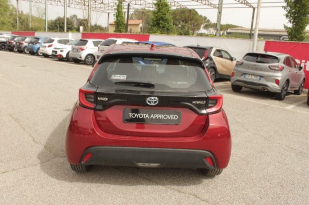 Toyota Yaris 1.5 Hybrid 5 porte Trend del 2021 usata a Roma (4)