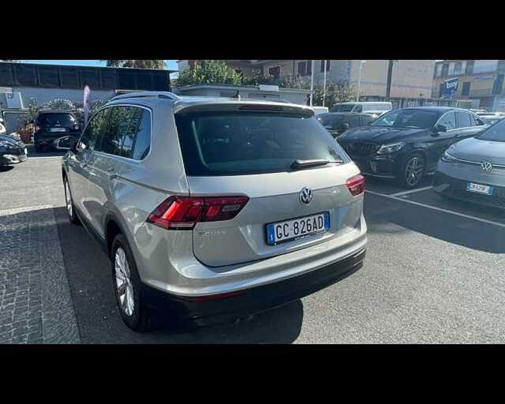 Volkswagen Tiguan Allspace 2.0 tdi Life 150cv dsg del 2020 usata a Pozzuoli (3)