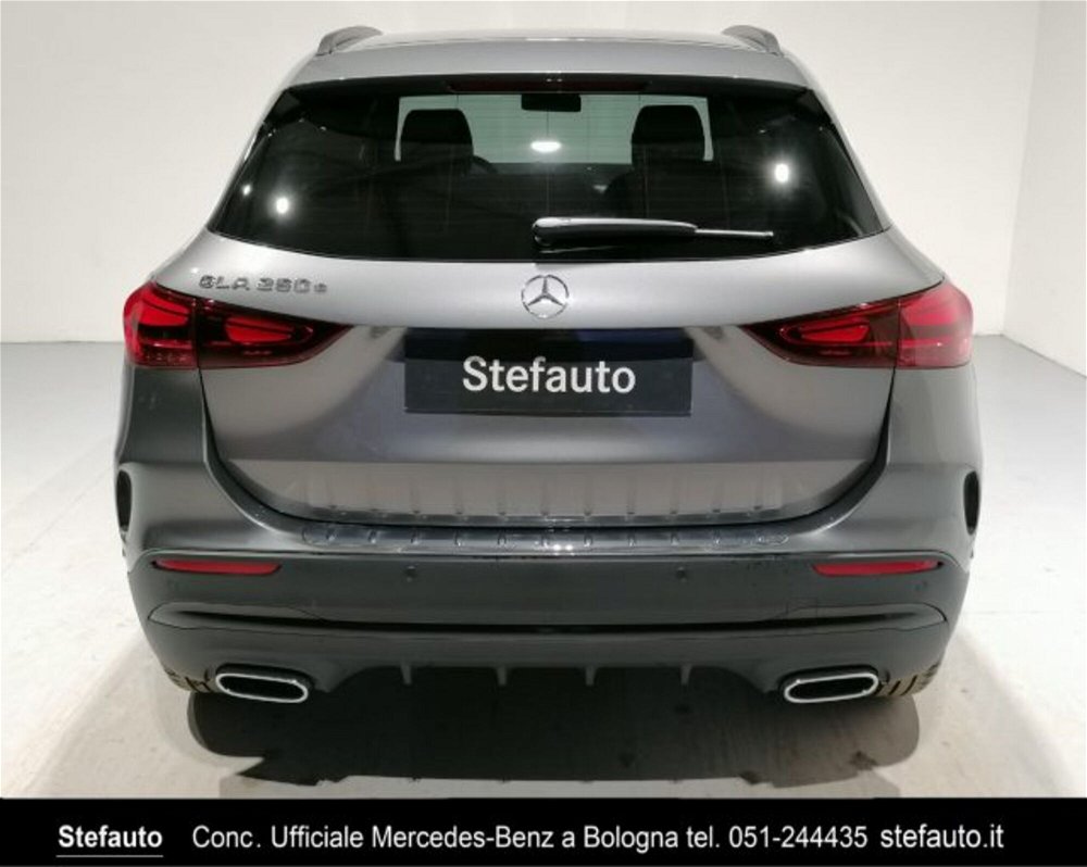 Mercedes-Benz GLA SUV 250 e Plug-in hybrid AMG Line Premium nuova a Castel Maggiore (5)