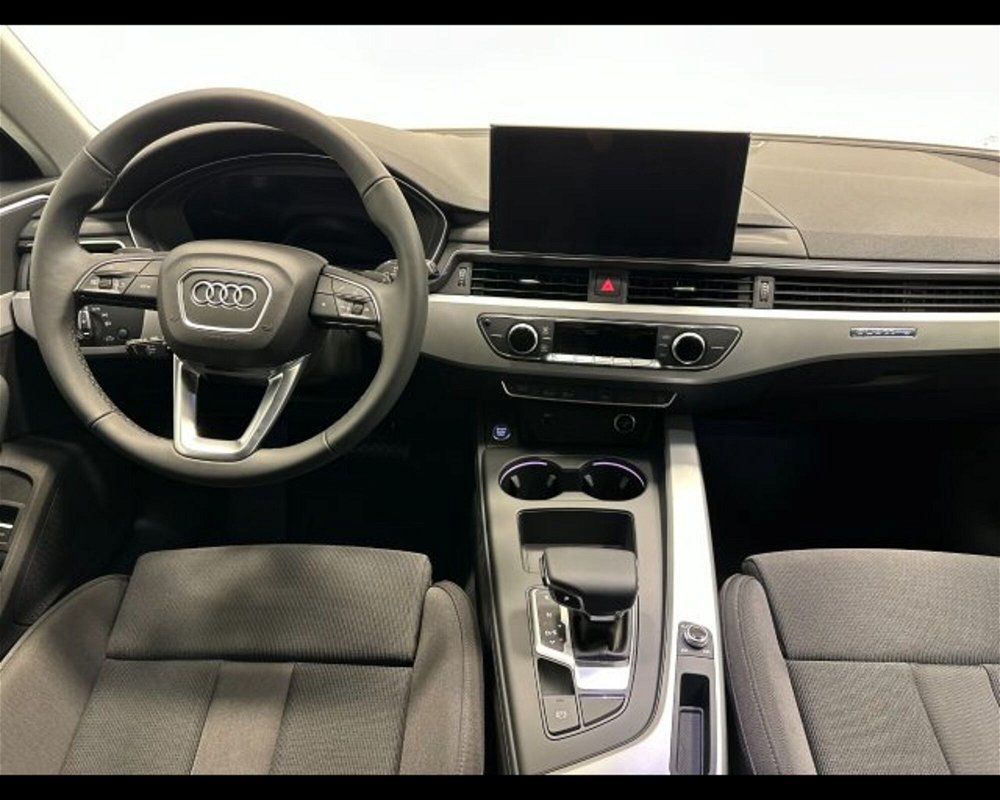 Audi A4 Avant 40 2.0 tdi mhev S line edition quattro 204cv s-tronic nuova a Conegliano (3)