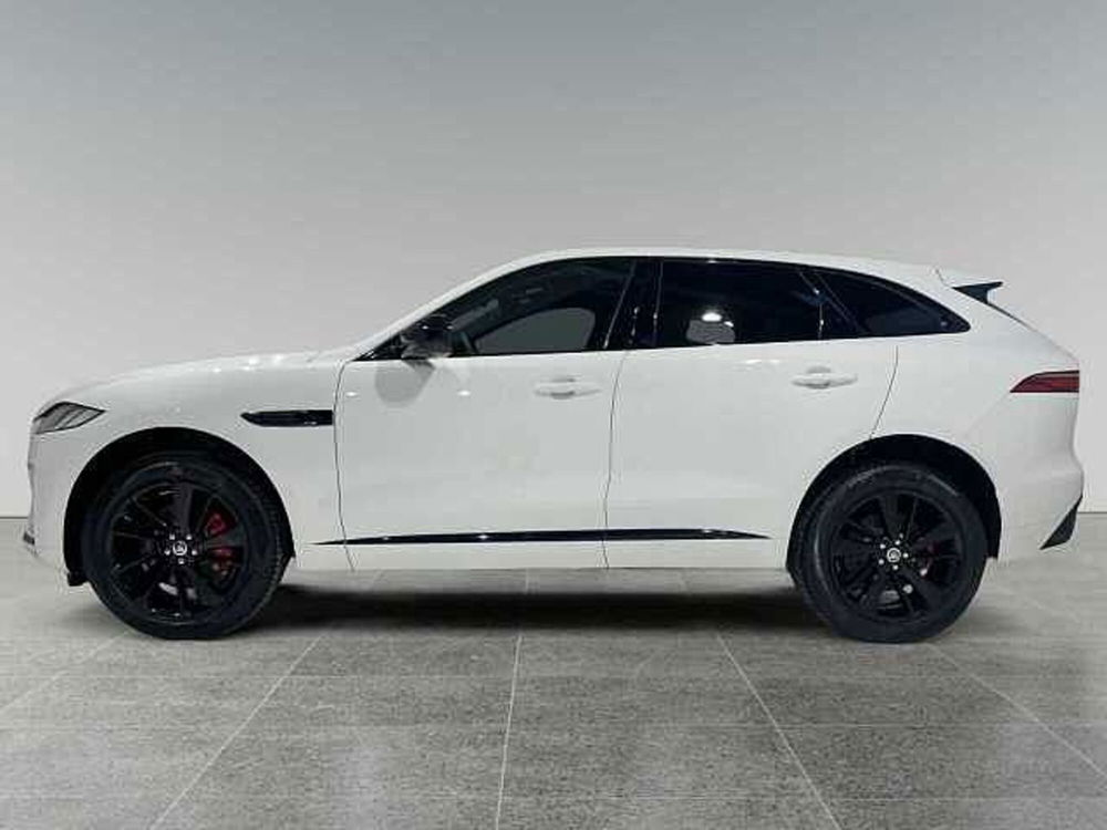 Jaguar F-Pace nuova a Ravenna (6)