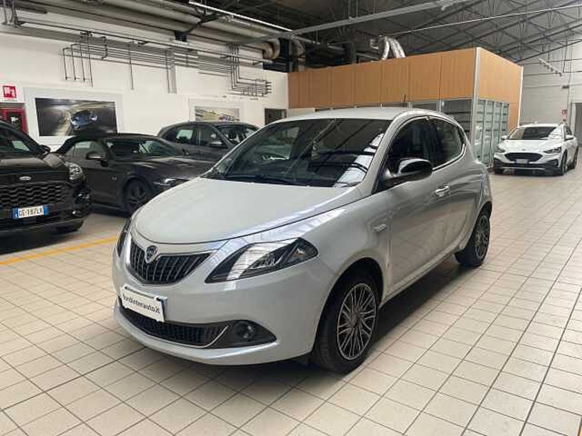 Lancia Ypsilon 1.0 FireFly 5 porte S&amp;S Hybrid Ecochic Gold  del 2022 usata a Melegnano