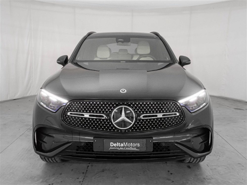 Mercedes-Benz GLC SUV (2022-->>) nuova a Montecosaro (2)