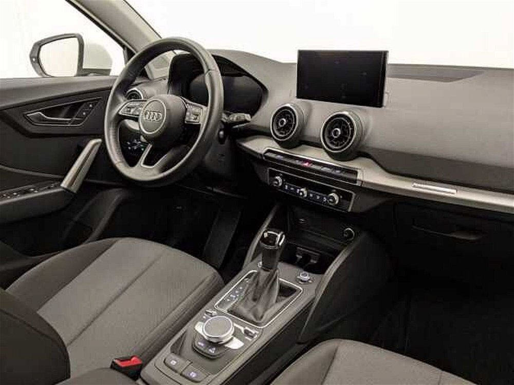Audi Q2 Q2 35 TFSI S tronic Admired  del 2020 usata a Pesaro (3)