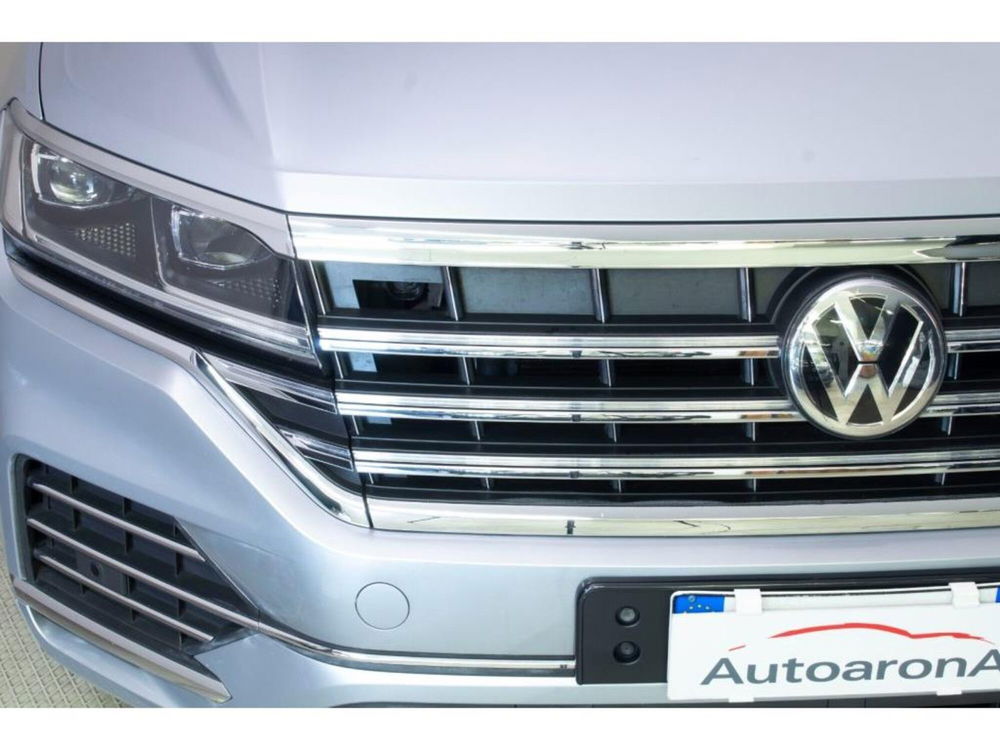 Volkswagen Touareg usata a Novara (15)