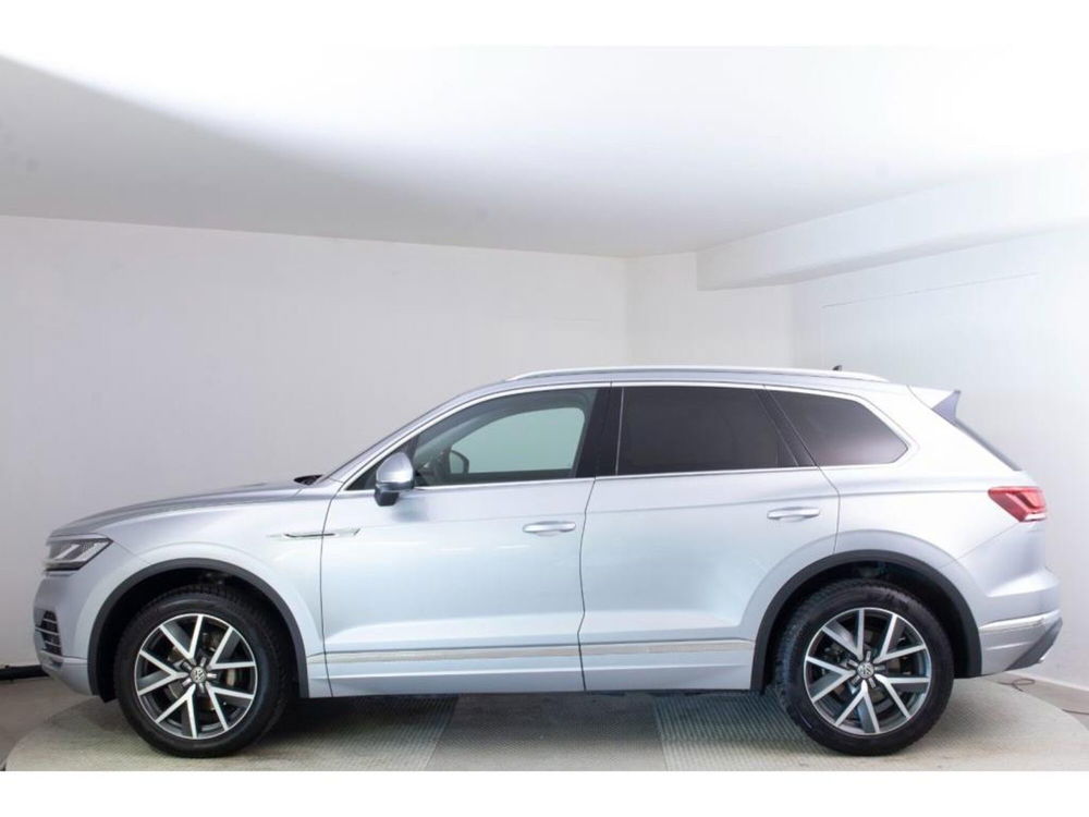 Volkswagen Touareg 3.0 V6 TDI 286 CV SCR del 2019 usata a Paruzzaro (3)