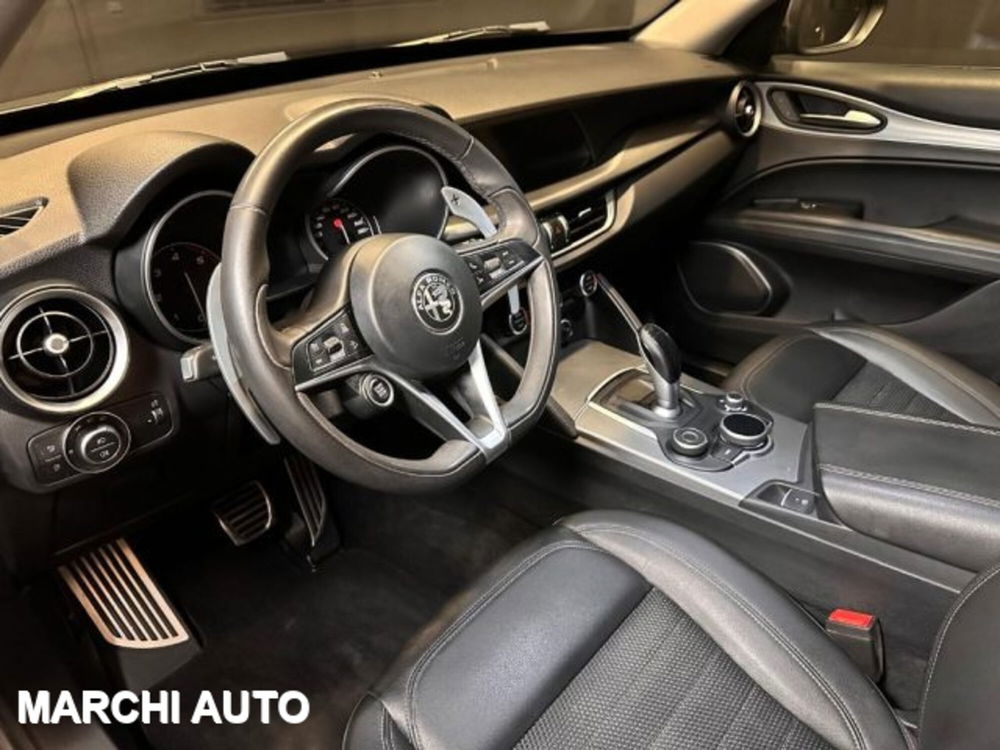 Alfa Romeo Stelvio usata a Perugia (10)