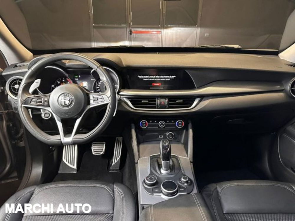 Alfa Romeo Stelvio usata a Perugia (13)