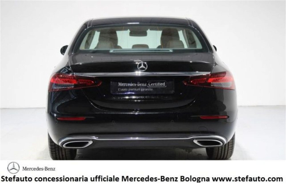 Mercedes-Benz Classe E 220 d Auto Business Sport  del 2023 usata a Castel Maggiore (4)