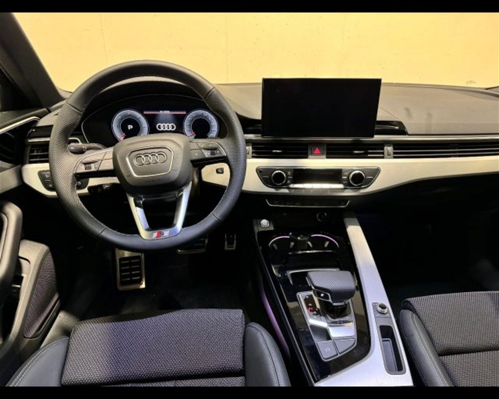 Audi A4 2.0 TDI ultra 163CV nuova a Conegliano (3)