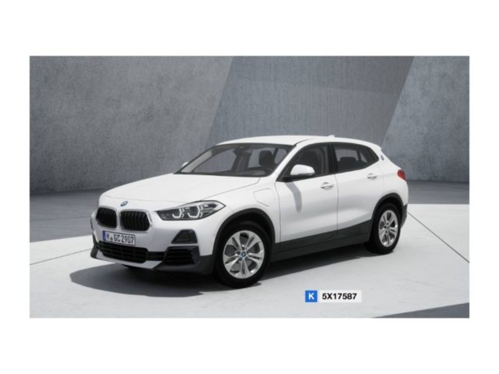 BMW X2 xDrive25e Advantage nuova a Modena