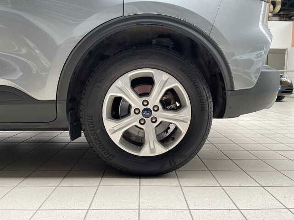 Ford Kuga usata a Milano (15)