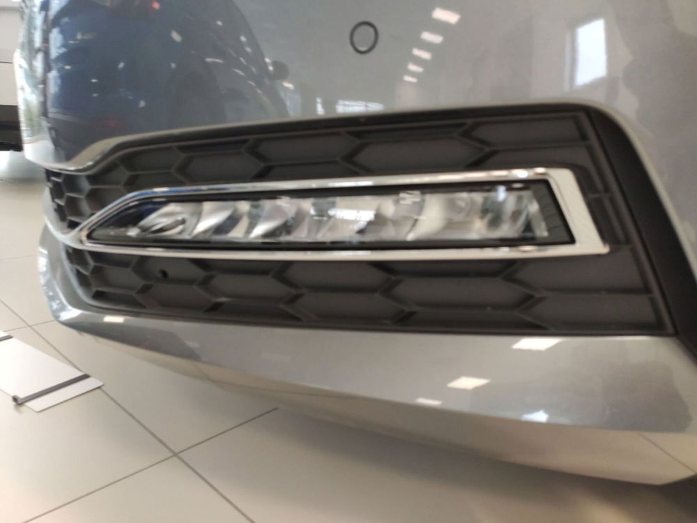 Skoda Superb nuova a Arezzo (16)