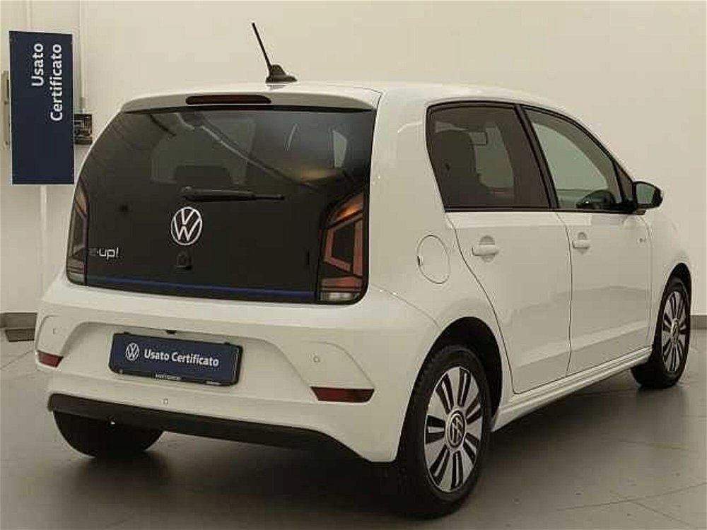 Volkswagen e-up! 82 CV  del 2020 usata a Busto Arsizio (5)