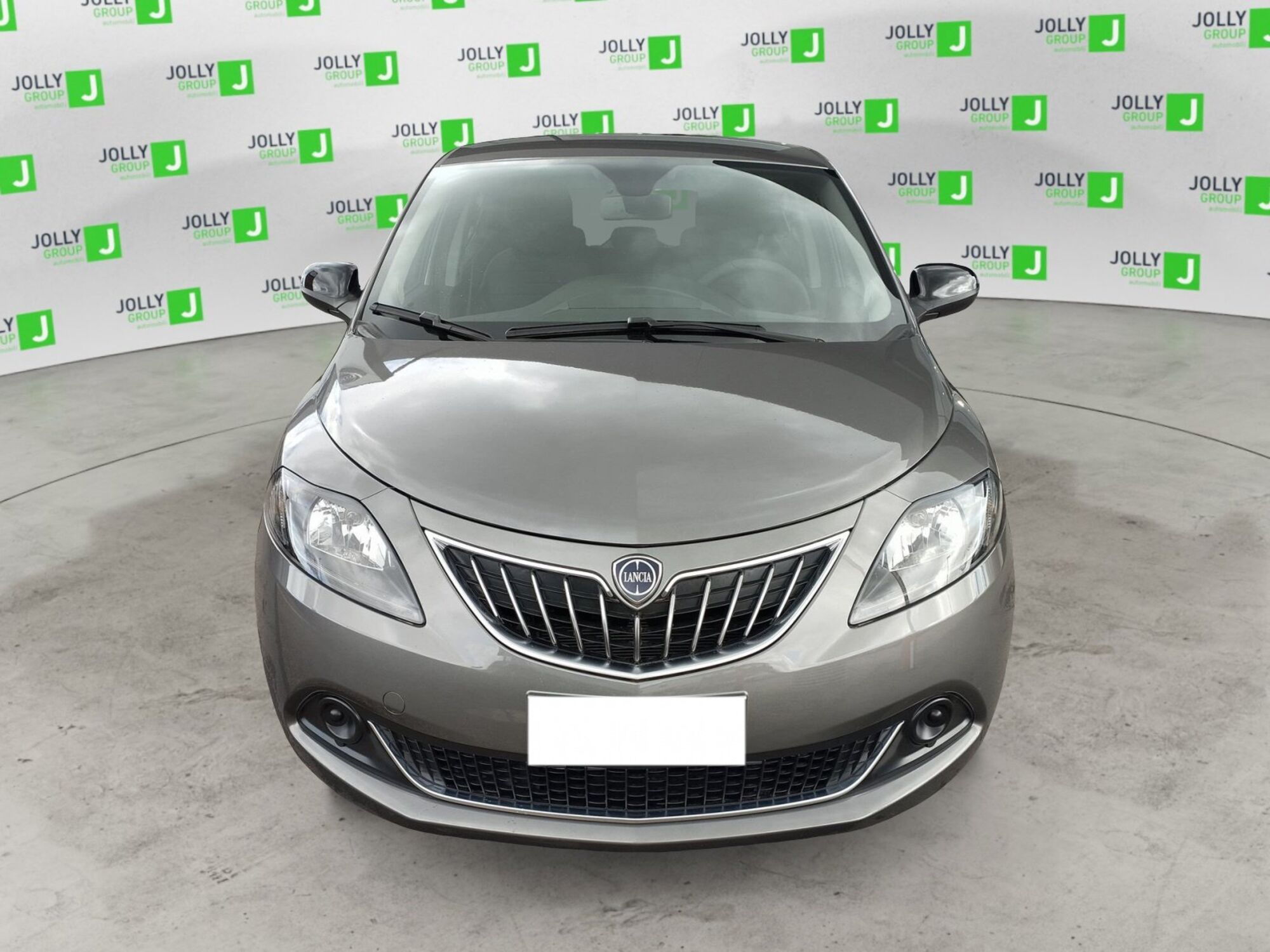 Lancia Ypsilon 1.0 FireFly 5 porte S&amp;S Hybrid Ecochic Silver  nuova a Ceccano